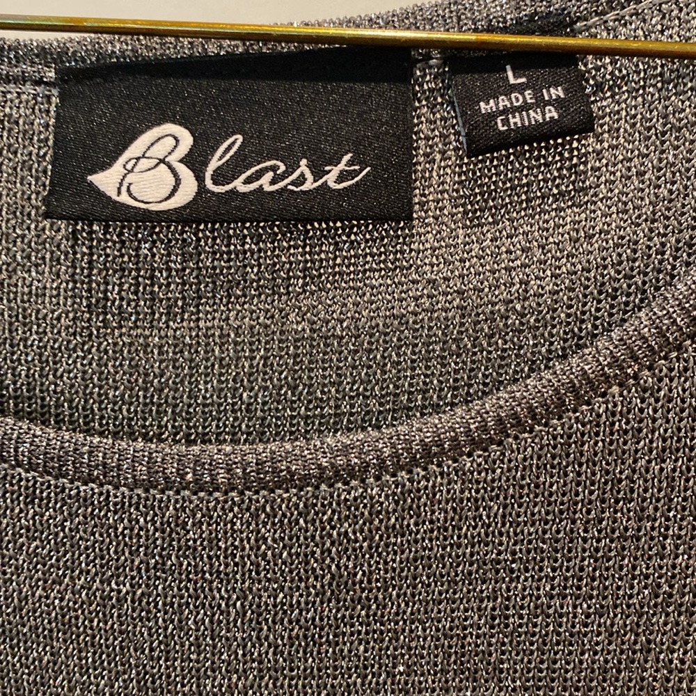 Blast Ladies Dressy‎ Tank.  Size Large.  Grey silver Sparkly Material. - Picture 3 of 5